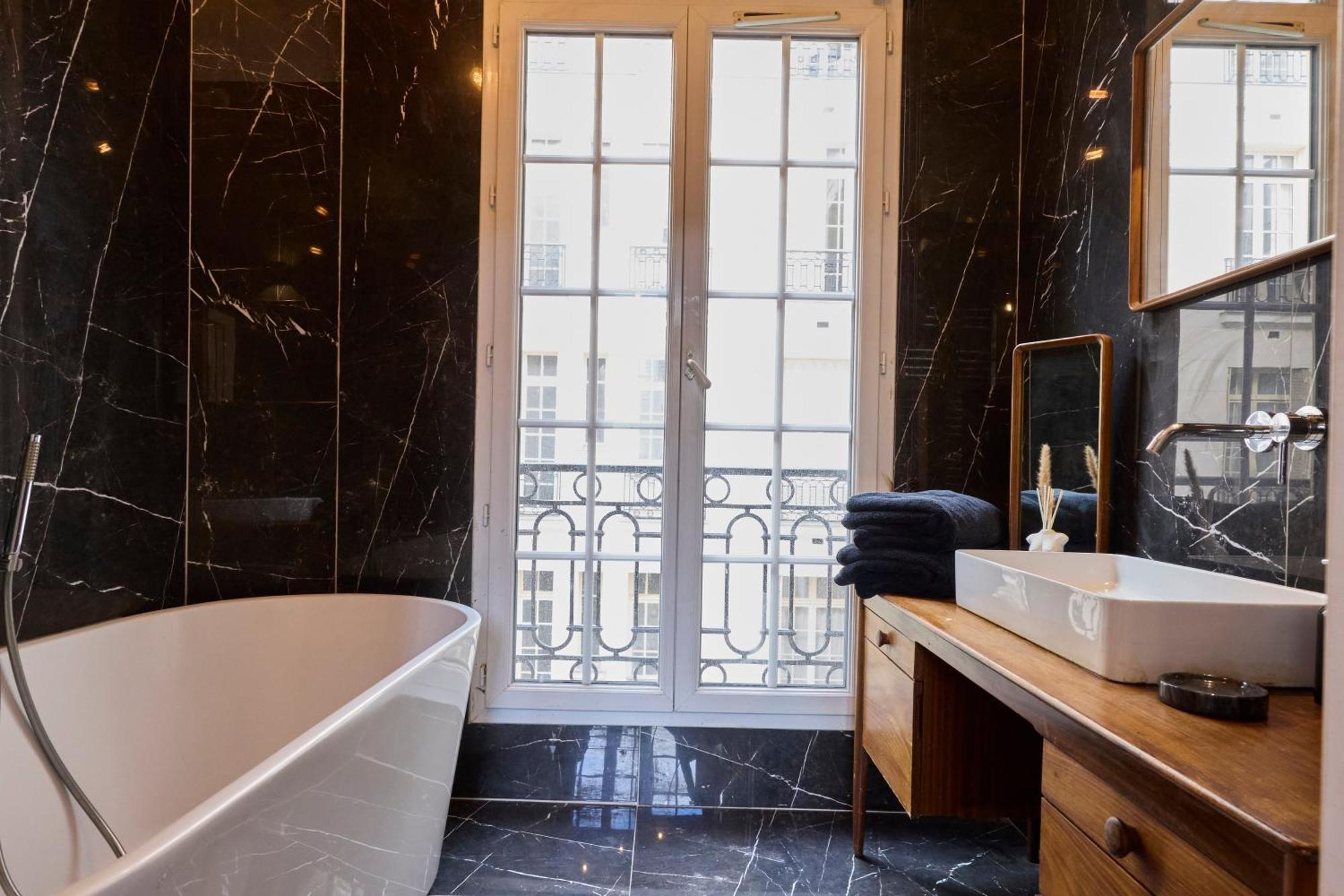 Un Studio Cosy Au Coeur De Paris 17 Batignolles , Monceau Luaran gambar